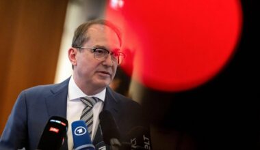 Berlin | Dobrindt: SPD-Beschluss zu AfD-Verbotsantrag «kein Auftrag»