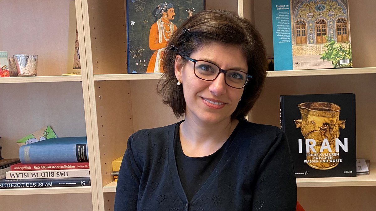 und-Leben.de - Iranerin aus Münster: „Ich hoffe auf ein Ende des Mullah-Regimes“