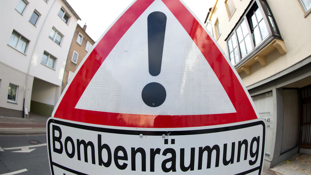 Köln: Große Evakuierung wegen Bombenentschärfung - Panorama