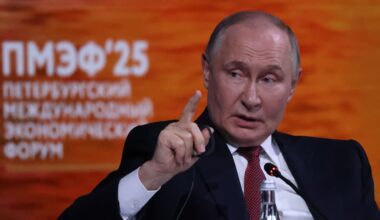 Putin fantasiert über die Ukraine: „Wo der Fuß eines russischen Soldaten hintritt, das gehört uns“ | Politik