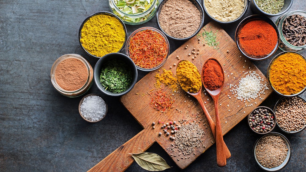 All die wundervollen Gewürze: Konstantin schätzt die indische Küche, sein indisches Lieblingsrestaurant trägt passenderweise den Namen „Indian Lovestory“ und liegt nicht weit von der Oper.