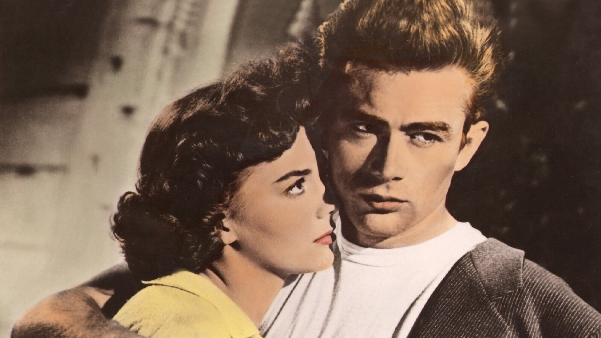 Den Ikonen der Popkultur gelang es, Außenseitertum und Markttauglichkeit zu vereinen: James Dean und Natalie Wood in Nicholas Rays Film „Rebel Without a Cause“ (1955)