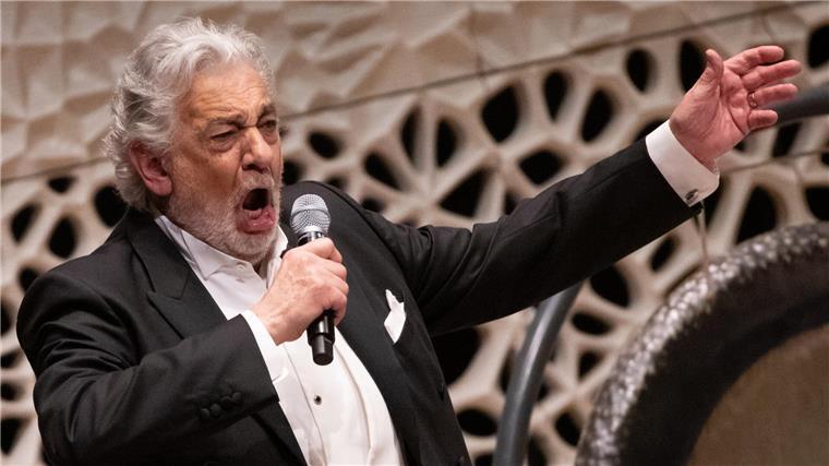 Die Kulturwoche mit einer lebenden Legende in Bremen und viel Glitzer in Hamburg