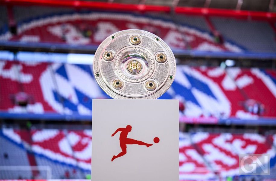 Die Bayern starten die Mission Titelverteidigung gegen RB. Foto: Tom Weller/dpa