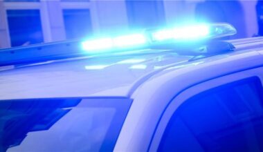 Autofahrer ohne Führerschein flüchtet vor der Polizei