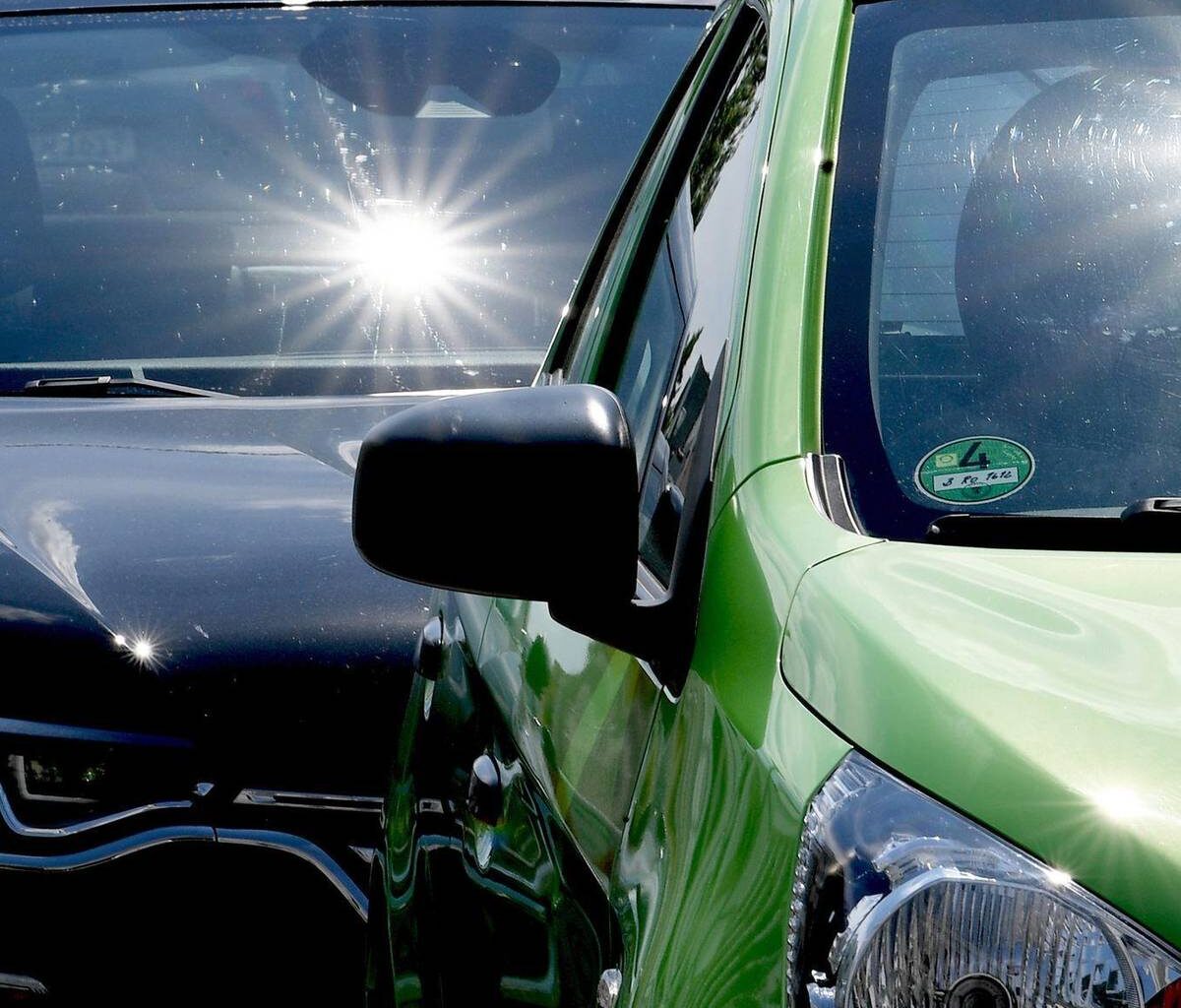 Zweijähriger stirbt in überhitztem Auto - Vater festgenommen