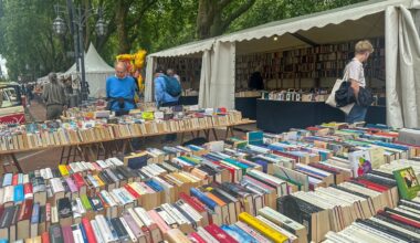 Bücherbummel in Düsseldorf ist gestartet - Rheinland - Nachrichten