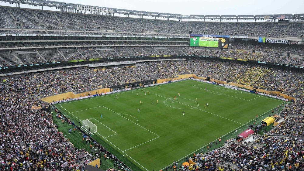 Hier soll kommendes Jahr das richtige WM-Finale stattfinden. Beim Spiel zwischen Dortmund und Fluminense hätte es für das Metlife-Stadion in New Jersey, na ja, noch Restkarten gegeben.