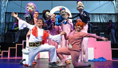 Neues Musical in Halle - „Klosical“ von Prinzen-Sänger - Kein stilles Örtchen - Gesellschaft