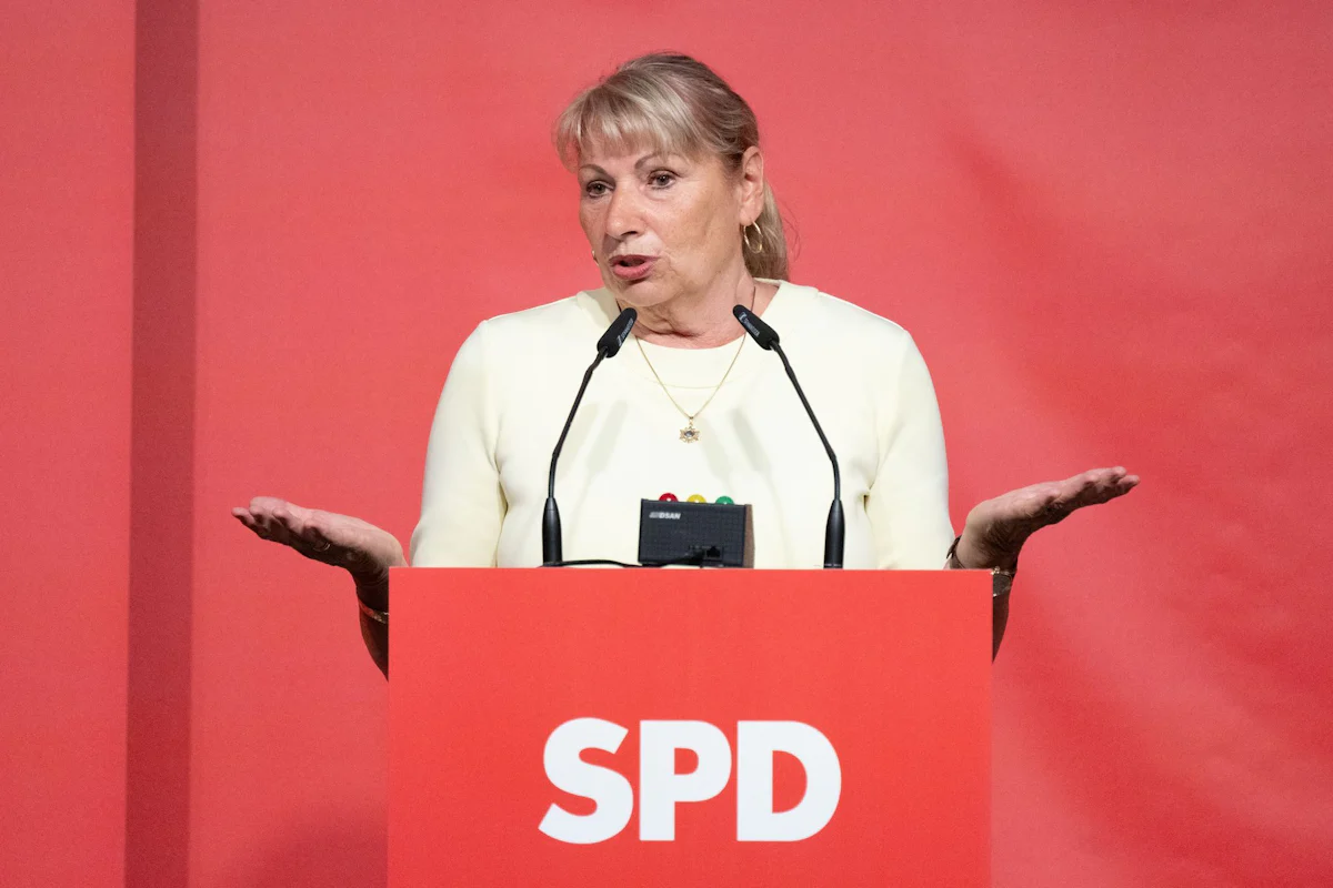 Landesparteitag in Dresden - Köpping für Wahl zum stellvertretenden SPD-Vorsitz nominiert - Politik