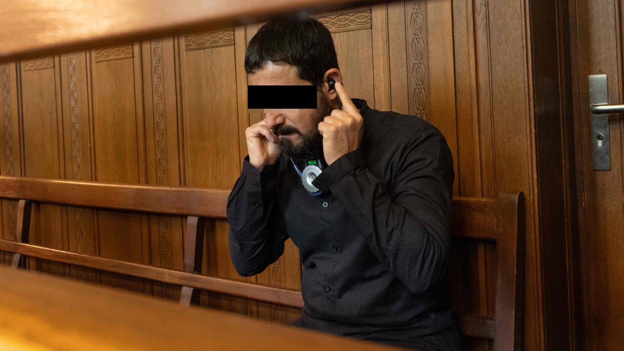 Berlin: Mann sticht auf schlafende Ehefrau ein – 13 Jahre Knast! | Regional