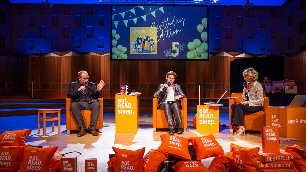 eat.READ.sleep. feiert fünften Geburtstag mit Podcast-Show in Hannover | NDR.de - Kultur