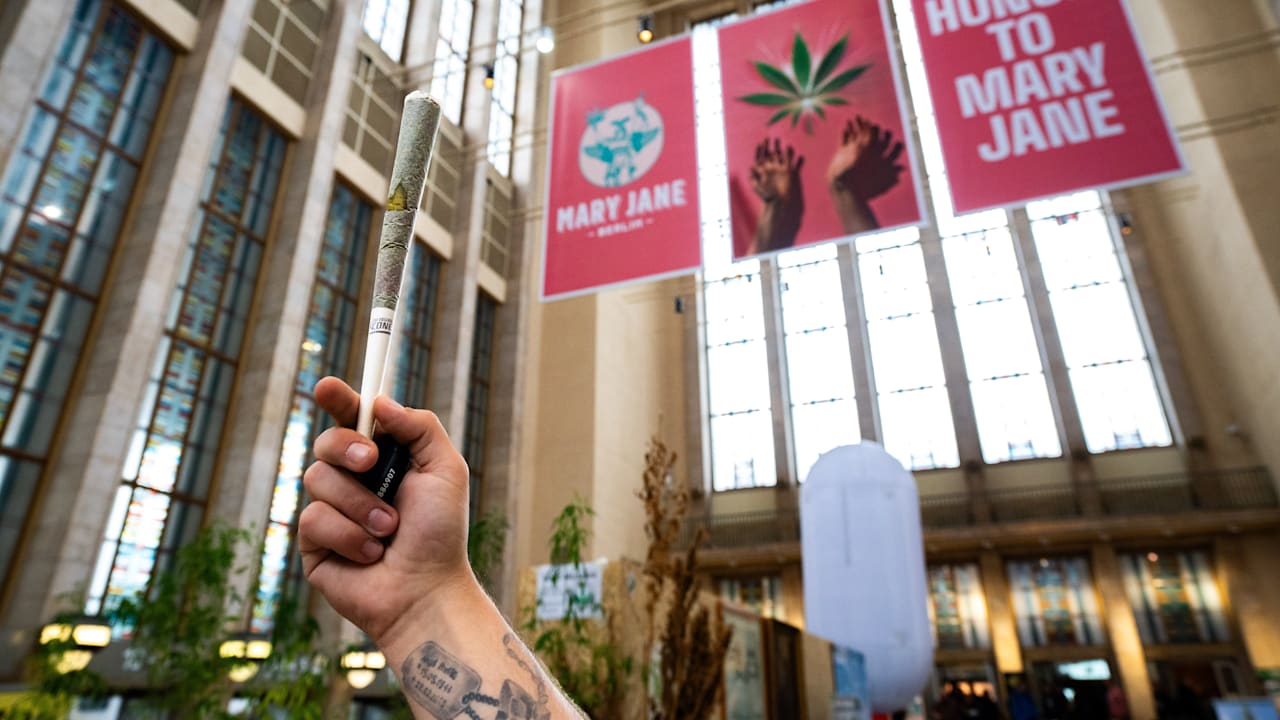 Größte Cannabis-Messe der Welt mit 60.000 Besuchern in Berlin | Regional