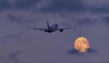 Flugzeug mit 20 Menschen an Bord in den USA abgestürzt