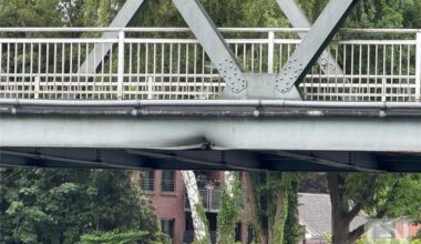 Frachter rammt Brücke über Dortmund-Ems-Kanal