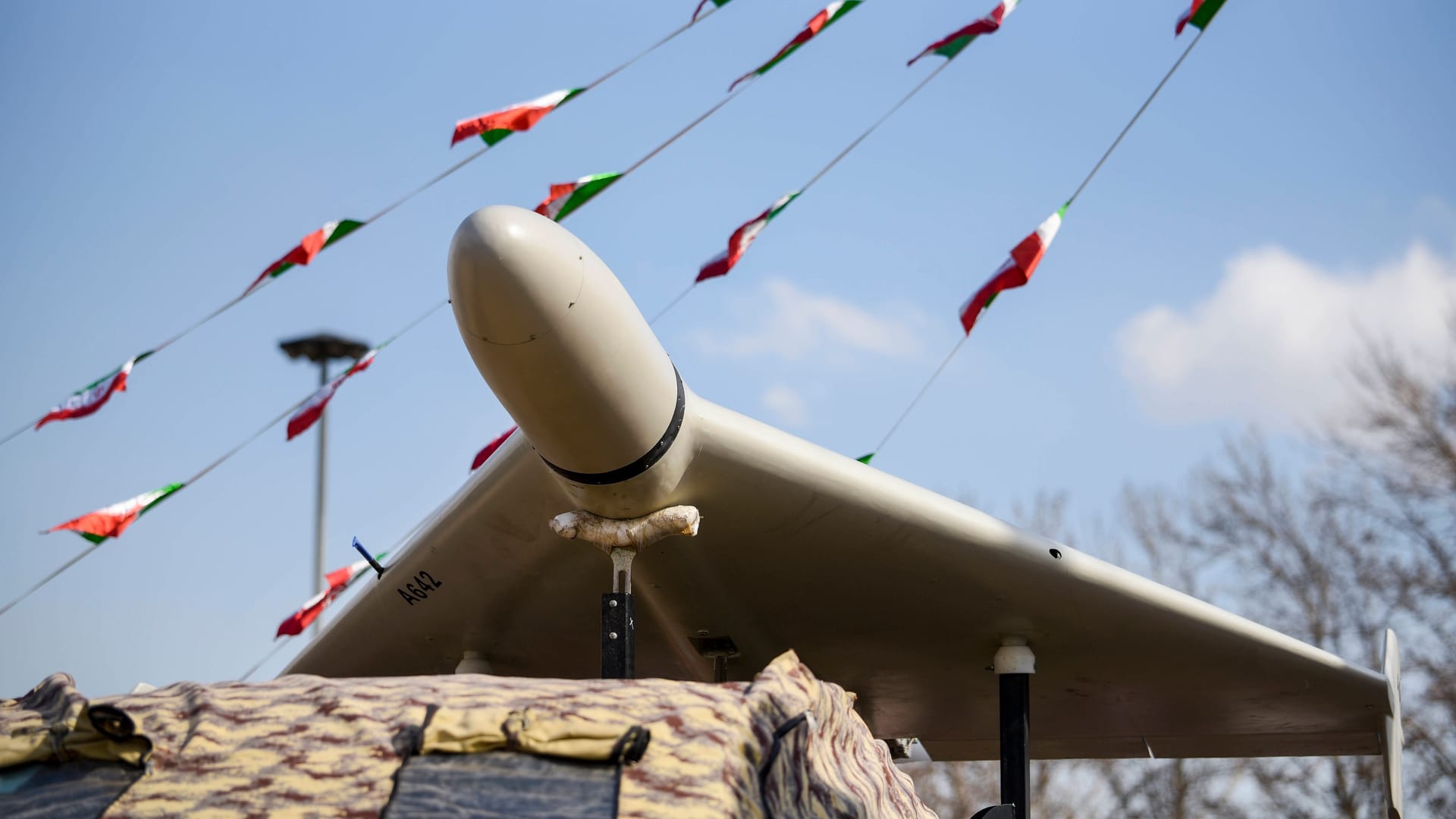 Eine iranische Schahed-Drohne (Symbolbild): Bei einem Luftangriff auf pakistanischem Territorium sollen iranische Drohnen und Raketen zwei Kinder getötet haben.