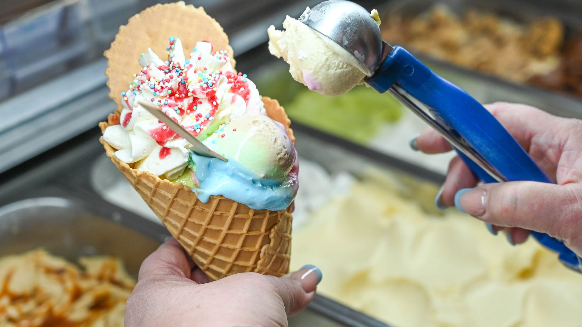 Eis ist die Sommer-Nascherei Nummer eins. In München haben sich gleich mehrere Läden einen Namen gemacht.