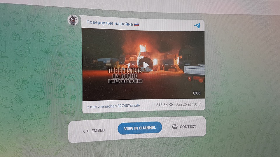 Nach Brandanschlag in Erfurt: Russischsprachiger Telegram-Kanal veröffentlicht Video von brennenden Bundeswehr-Lkw