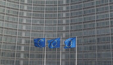 Ukraine-Liveblog: ++ EU-Kommission stellt 18. Sanktionspaket gegen Russland vor ++