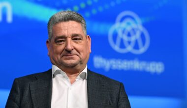 Tausende zittern um Jobs: Neuer Vertrag für umstrittenen Thyssenkrupp-Chef | Geld