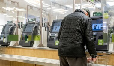 Großbritannien: Supermarktkassen nehmen kein Bargeld mehr an - Wirtschaft