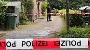 Die Hamburger Polizei ist im Hamburger Stadtteil Farmen-Berne im Einsatz. © News5 Foto: News5