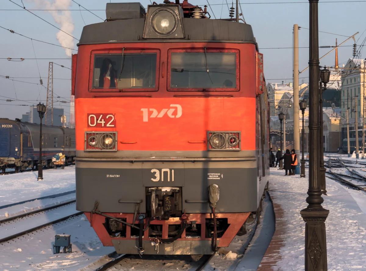 Russland - Zug entgleist im westrussischen Brjansk - sieben Tote - Politik
