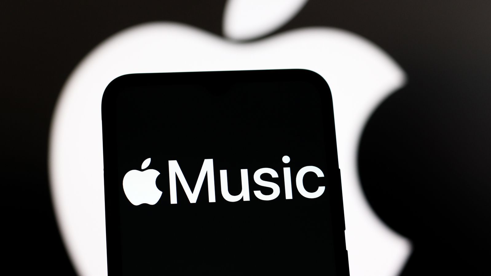 Hype um "AutoMix": Neue Apple-KI mischt Musik wie ein DJ