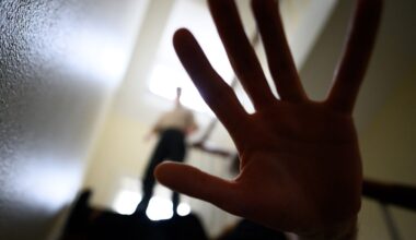 Hohe Dunkelziffer: Was sich für Gewalt-Betroffene ändern muss
