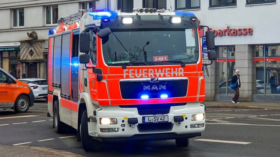 Camper und Autos angezündet: Staatsanwaltschaft Leipzig ermittelt wegen versuchten Mordes