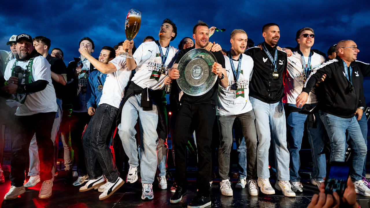 Handball: So feierten die Füchse Berlin ihren ersten Meistertitel | Sport