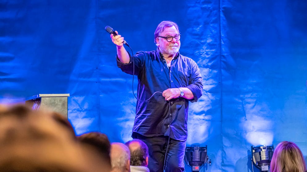 «Der Grund, warum ich Musiker geworden bin, war und ist derselbe: live auf der Bühne zu stehen»: Klaus Lage kann heute Montag, 16. Juni, seinen 75. Geburtstag feiern.