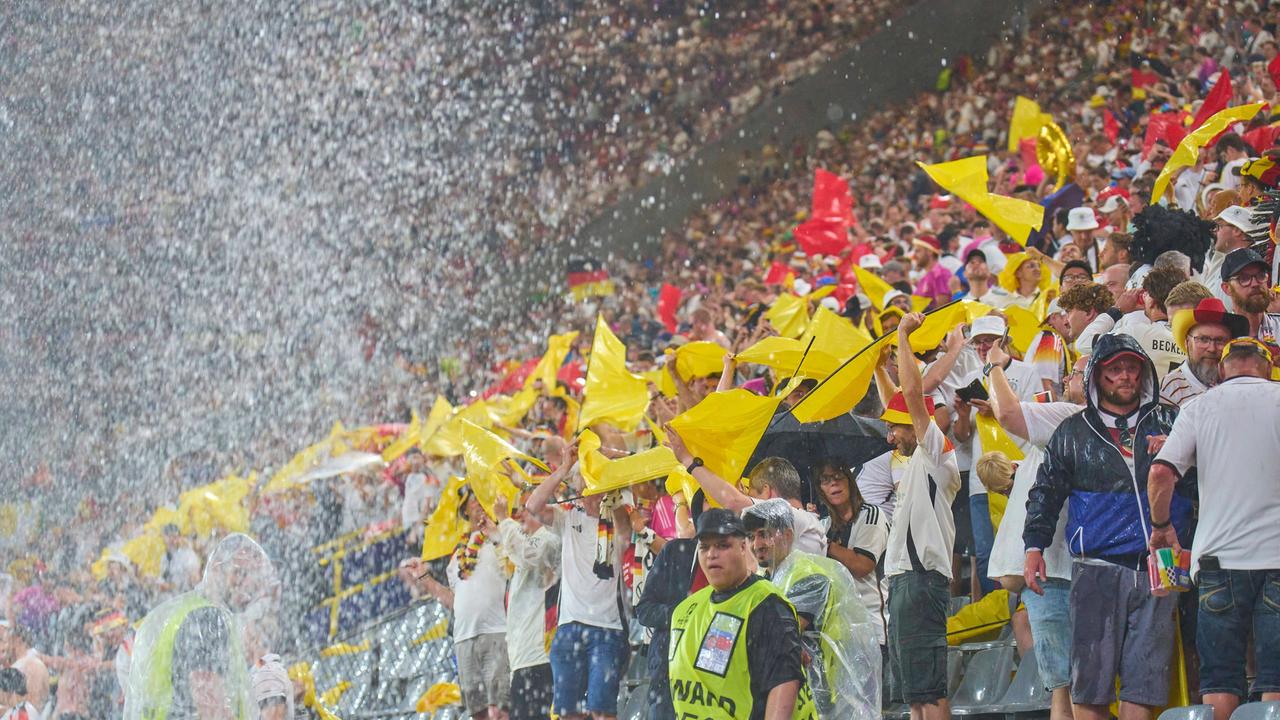 Trotz Unwetterwarnung: DFB-Spiel in München soll wie geplant stattfinden
