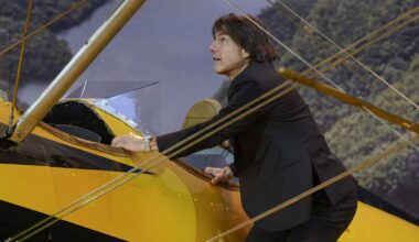 „Mission Impossible“: Sprung mit brennendem Fallschirm – Tom Cruise stellt Weltrekord auf