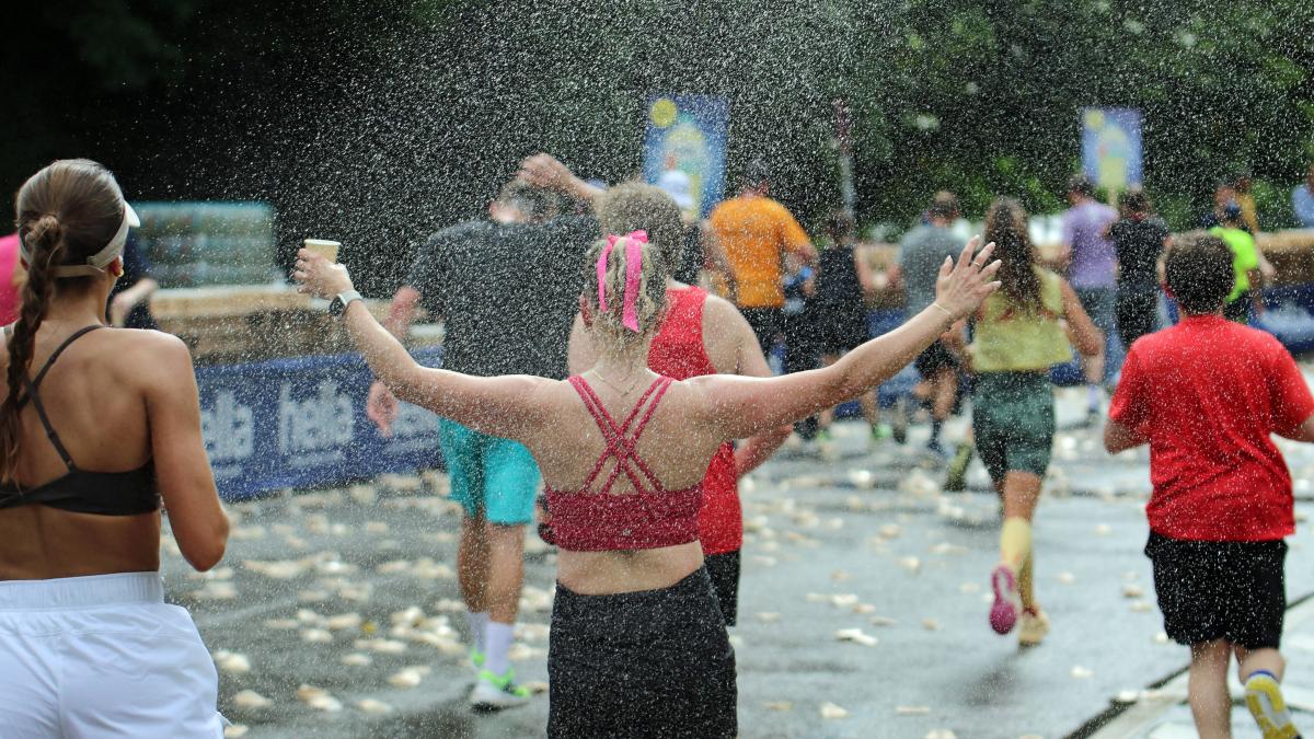 Läufer müssen bei Halbmarathon in Hamburg wiederbelebt werden