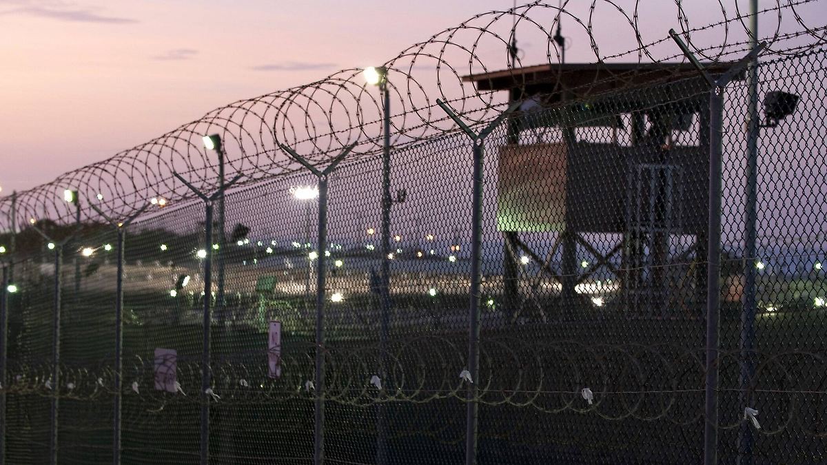 Auch Europäer darunter: Trump soll Inhaftierung von Tausenden Migranten in Guantanamo planen