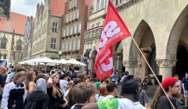 Demo für bessere Bildungschancen - Antenne Münster