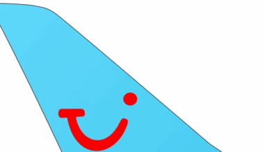 Boeing 737 von Tuifly muss auf dem Weg nach Düsseldorf außerplanmäßig in Bari landen