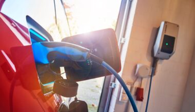 Versorgungslücke bedroht Zukunft von E-Autos: Preise könnten explodieren - T-Online