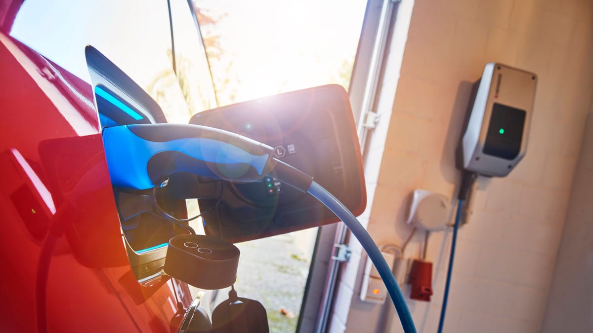 Versorgungslücke bedroht Zukunft von E-Autos: Preise könnten explodieren - T-Online
