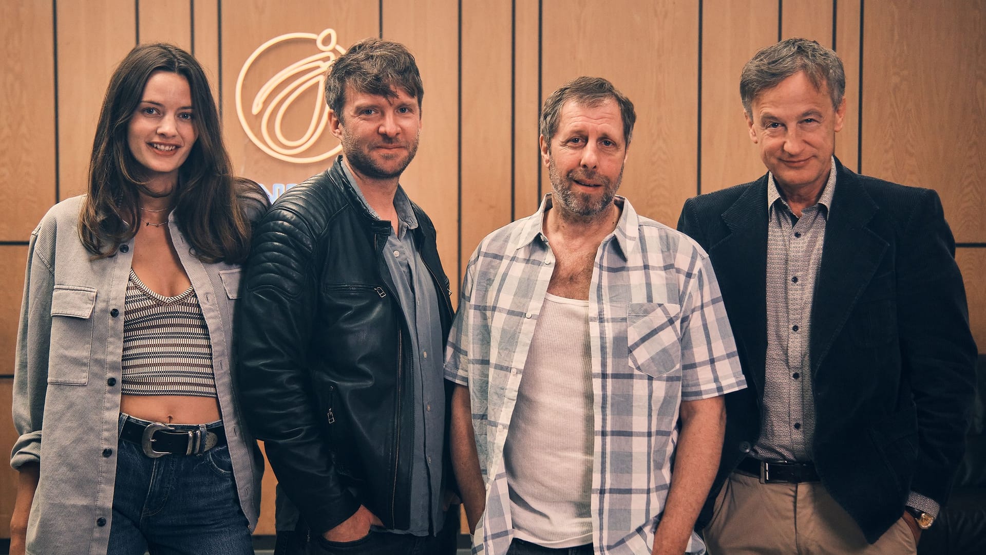Leni Rabbel, Josef Brandl, Oliver Korittke und Jan Henrik Stahlberg: Sie spielen in dem Film "Superbuhei" mit.