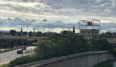 Beigeordneter Schwarz fordert mehr Rücksichtnahme und Respekt gegenüber Mitarbeitende der Ausländerbehörde – Polizei erteilt Platzverweise nach tumultartigen Situationen