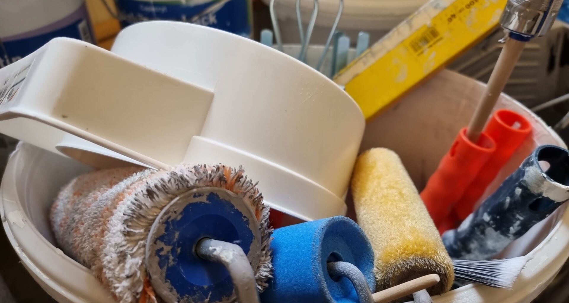Maler in Halle streichen mehr Lohn ein