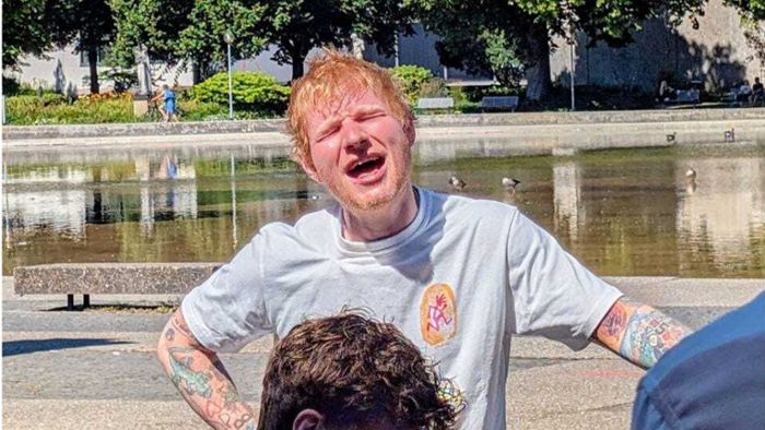 Konzerte in Stuttgart: Ed Sheeran spielt Spontankonzert in der Stuttgarter Innenstadt