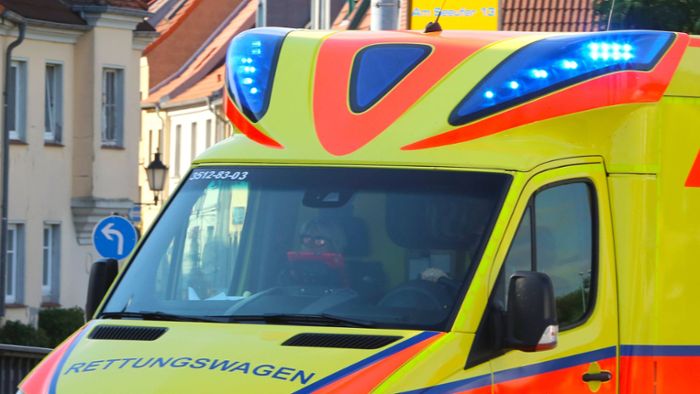 Unfall in Esslingen: Fahrräder stoßen zusammen – Verletzter in Klinik