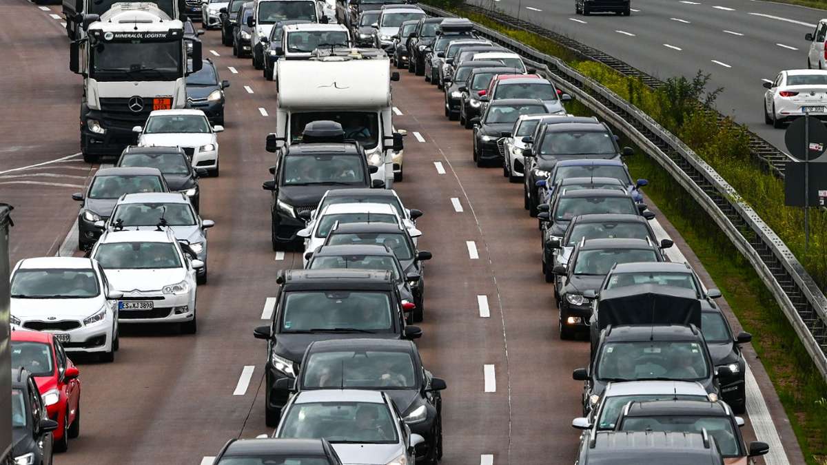 Stau-Gefahr zum Ferienende: 400 Kilometer Blechschlangen?