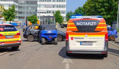 Schwerer Unfall: Auto fährt bei Stuntshow in Zuschauerbereich - Verletzte