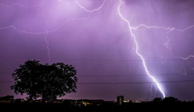 Riesen-Gewitter zieht Richtung Stuttgart: Wetterdienst warnt
