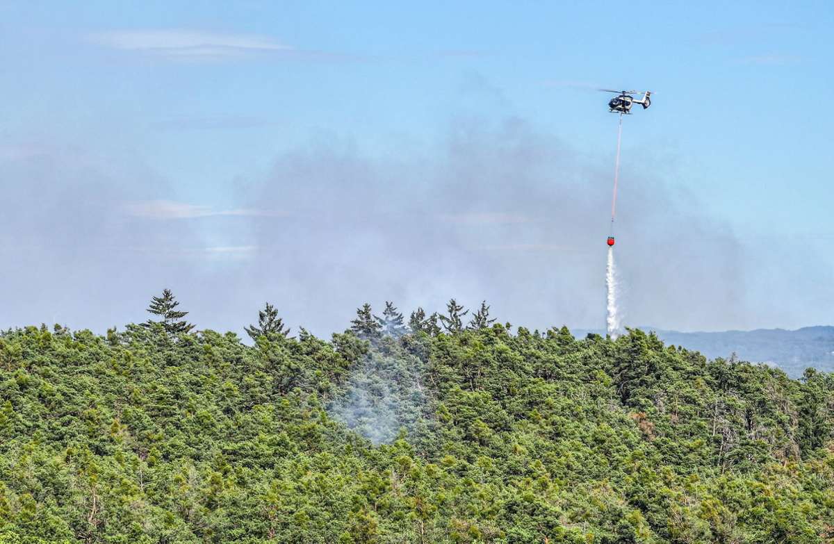 Notfälle: Waldbrand nahe Nürnberg - Wohnheim vorsorglich evakuiert - Region