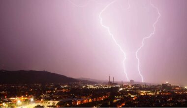 Wetter in Stuttgart: Gewitter mit Starkregen und Tausenden Blitzen möglich – „Man sollte aufpassen“